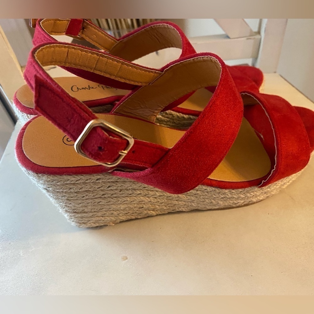 Charlie Paige Summer Strap Red Sandals Espadrilles size 8 - Picture 3 of 9